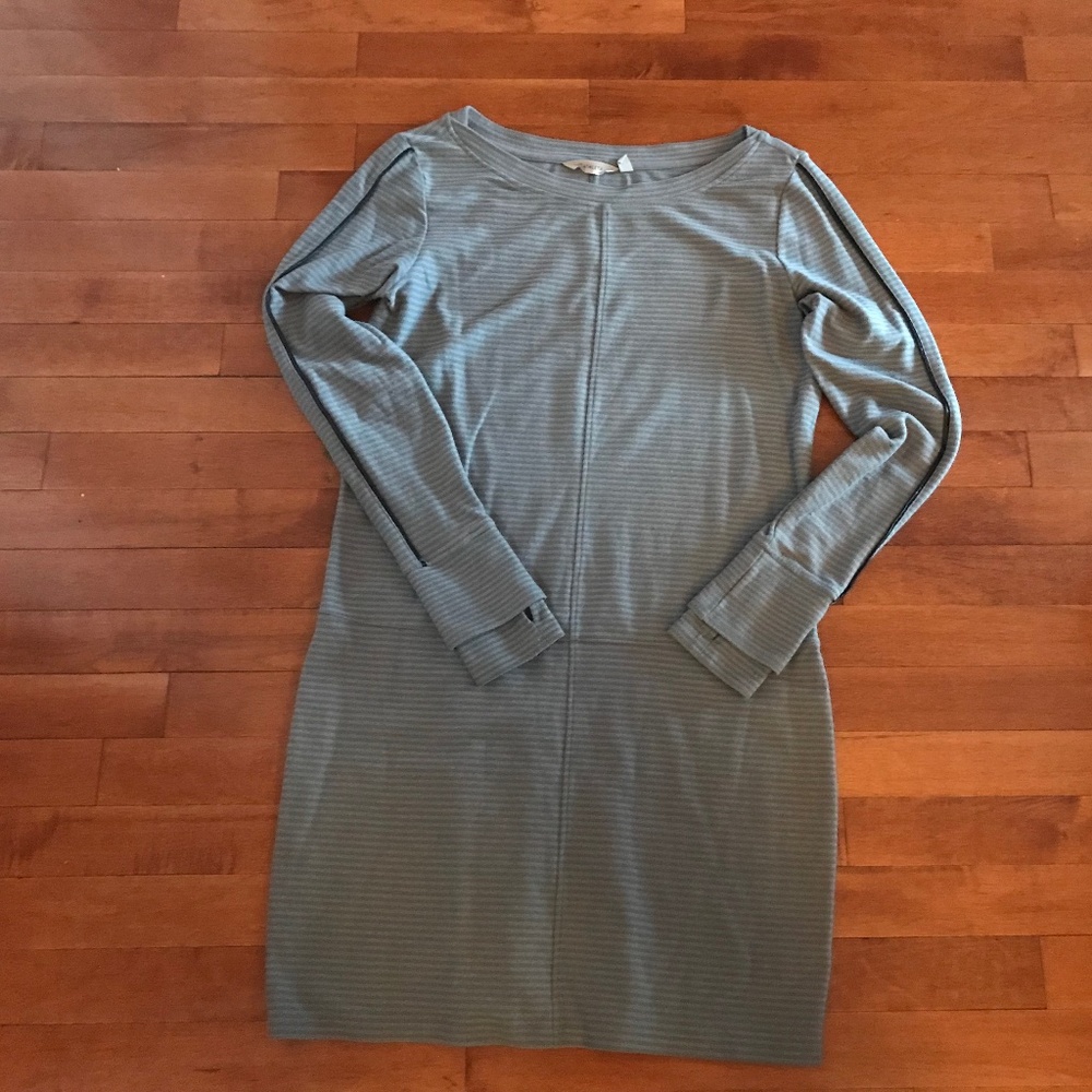 Athleta Gray Dress with Black Pinstripe Size M